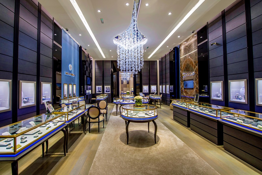 louis vuitton reopens its renovated dubai mall boutique